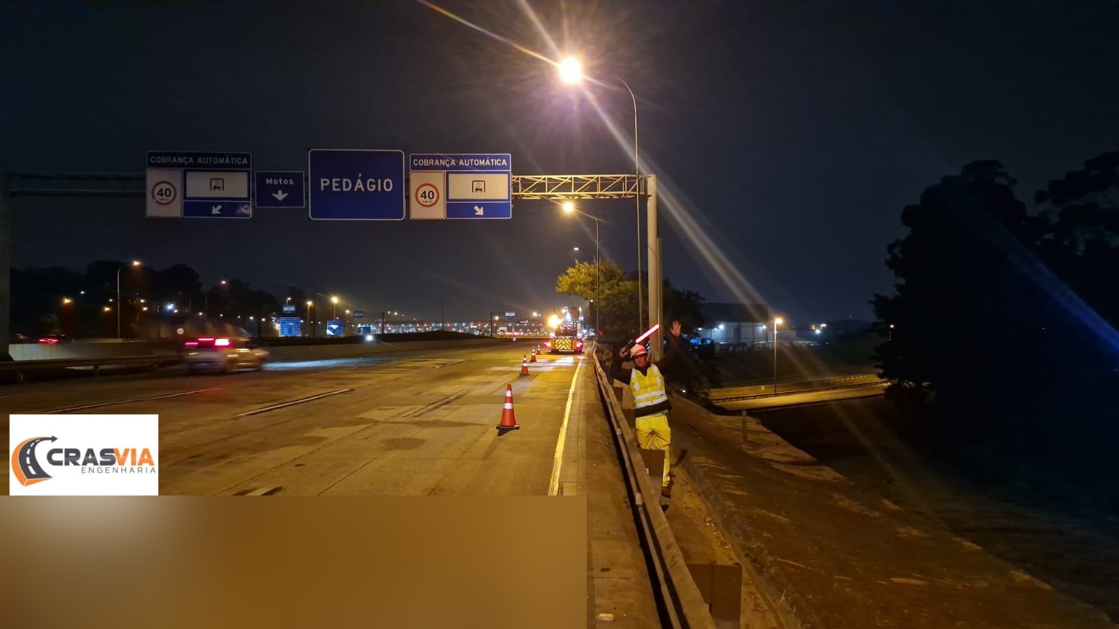 Levantamento em campo de sinalização — operação noturna em rodovia